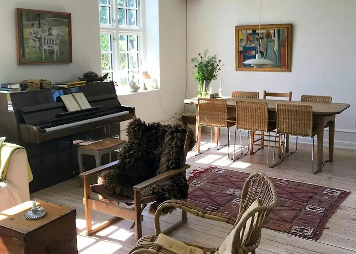 Holiday home Historic Manor House At Gelskov Estate